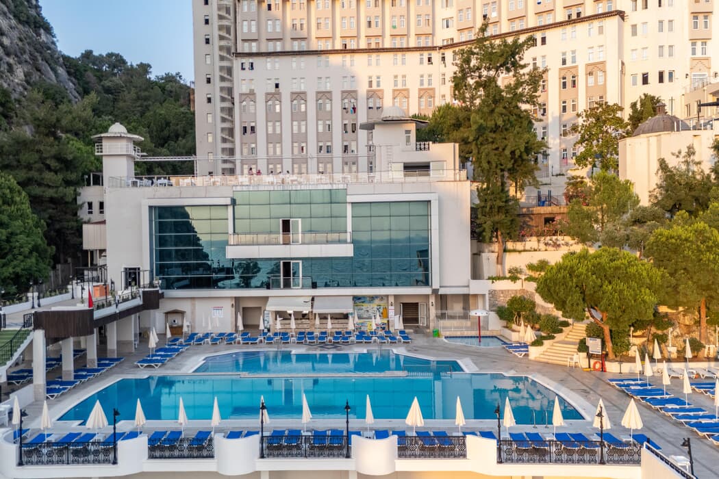 tsr10794638854954919935293