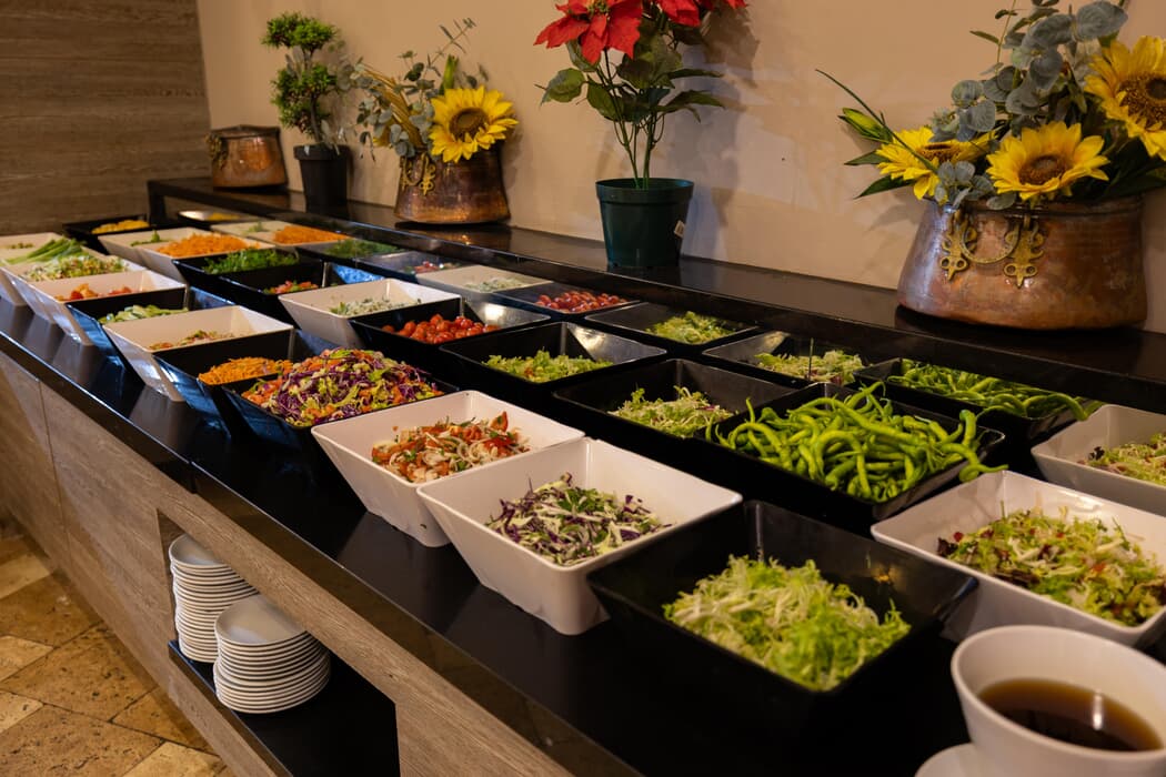 tsr10794638854957493696609